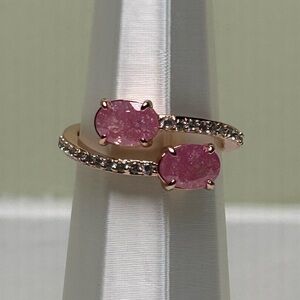 OG collection Chic Pink Ice Crystal Stone Ring on Rose Gold.  Size 6.